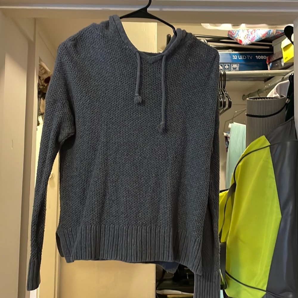 Knitted hoodie